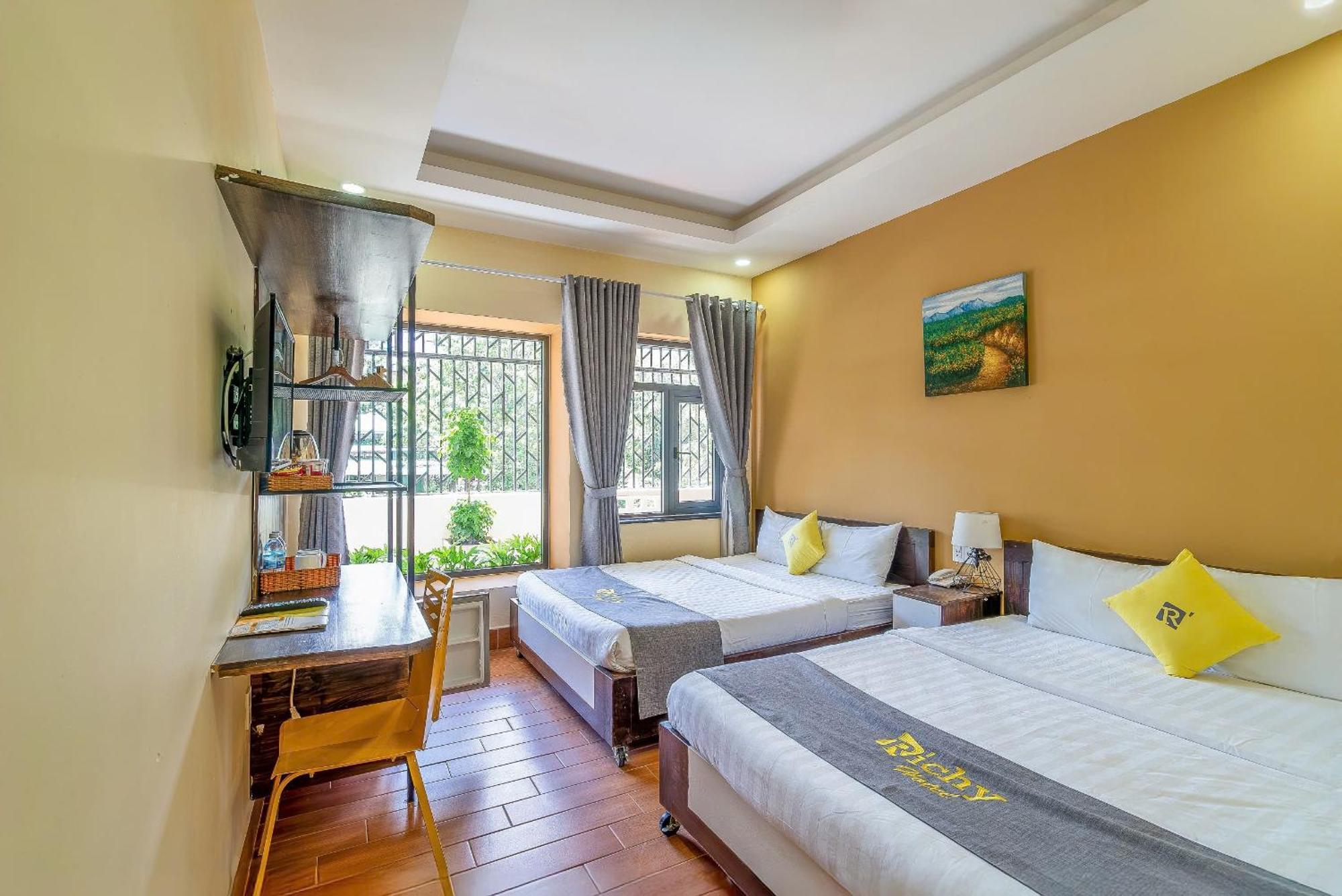 Richy Dalat Hotel Exterior foto